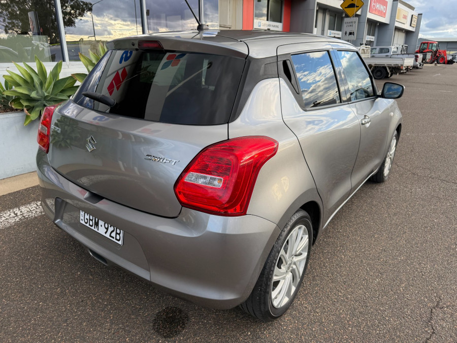 2022 Suzuki Swift AZ Series II GL Hatch Image 3