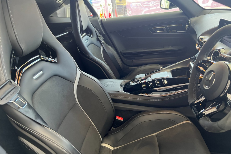 2021 MYon Mercedes-Benz AMG GT C190 R Coupe Image 17