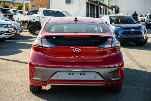 2021 MY22 Hyundai IONIQ AE.V4 Electric Elite Coupe Image 3