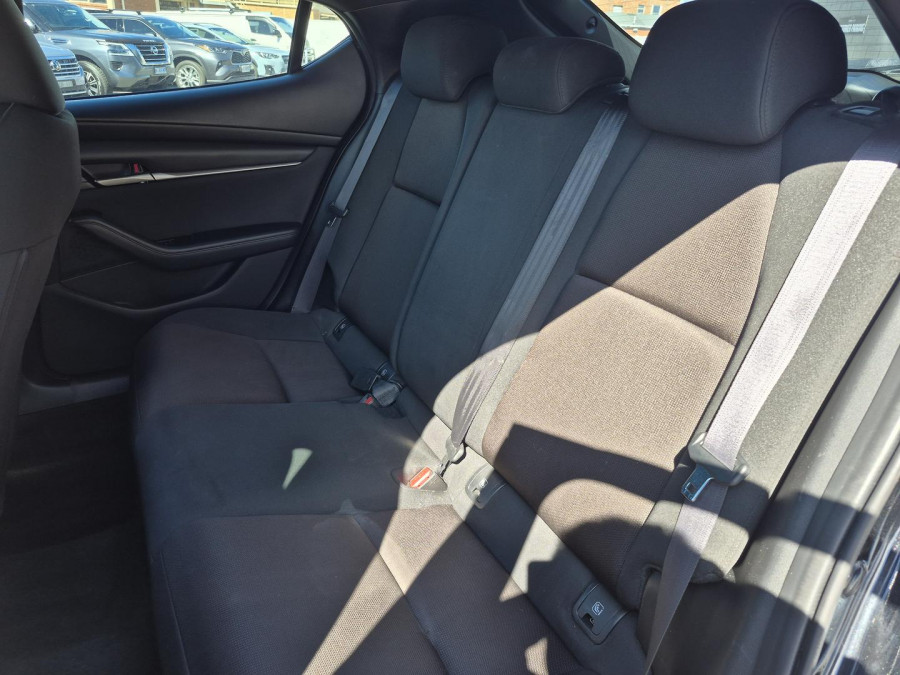 2020 Mazda 3 BP Series G20 Pure Hatch Image 12