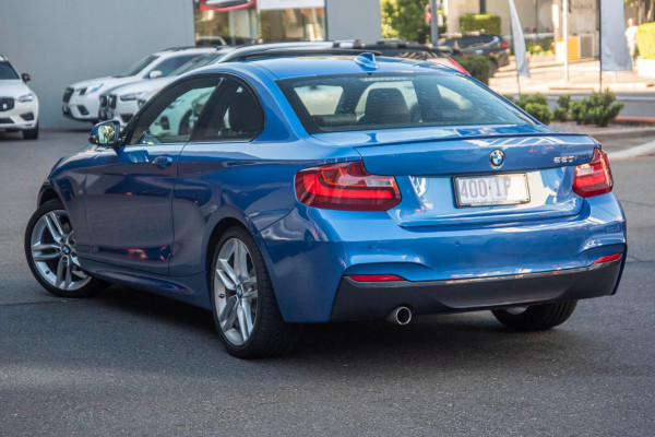 2014 BMW 2 Series F22 220i M Sport Coupe Image 2