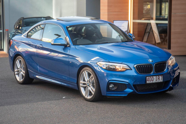 2014 BMW 2 Series F22 220i M Sport Coupe Image 3