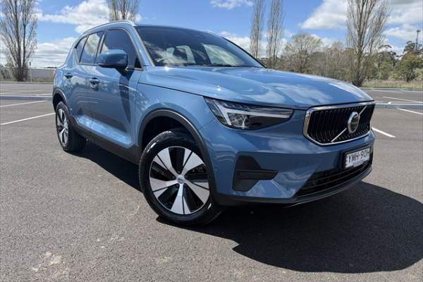 2023 Volvo XC40 XZ Plus B4 SUV Image 1