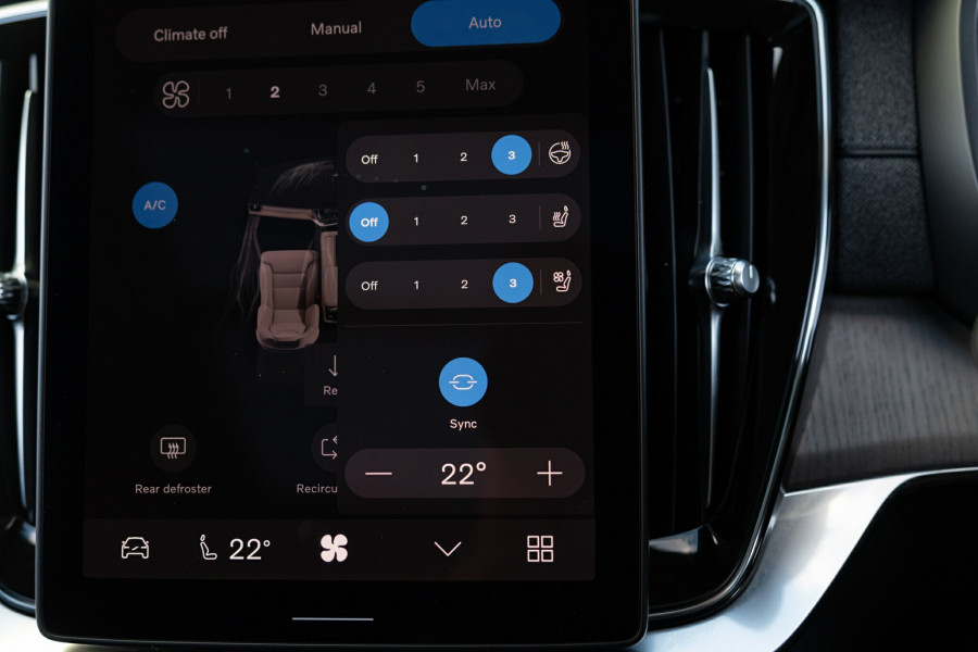 2025 MY26 Volvo XC90 L Series Ultra B5 Dark SUV Image 29
