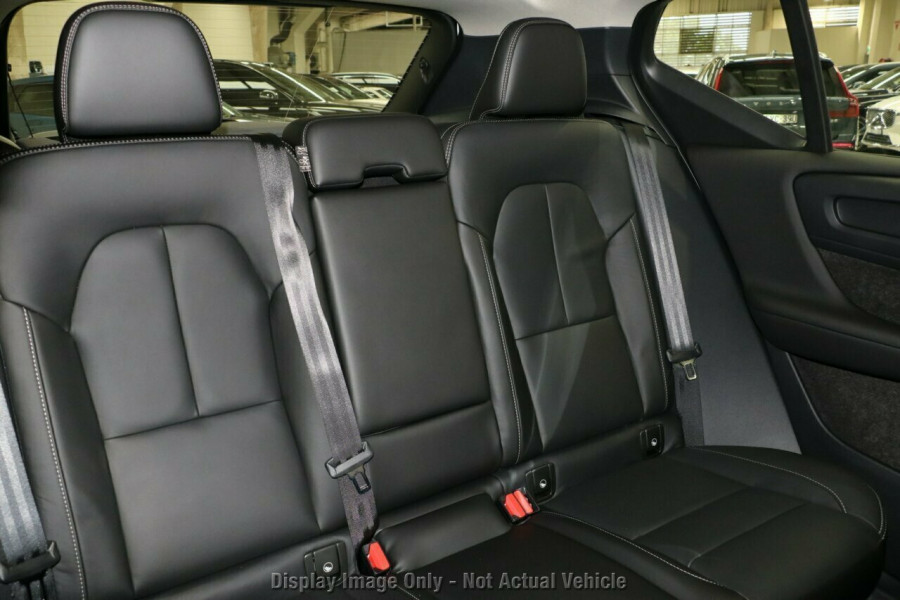 2026 Volvo XC40 XZ Plus B4 SUV Image 7