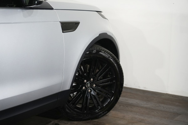 2020 Land Rover Discovery Series 5 Sd6 S SUV image 10