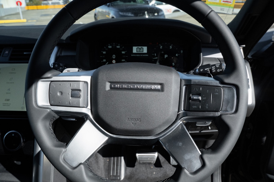 2026 Land Rover Discovery Series 5 D350 Dynamic SE SUV