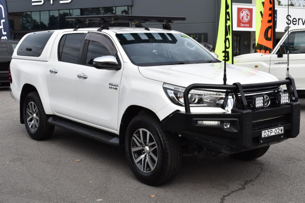 2018 Toyota HiLux  SR5 Double Cab Pick Up Image 21