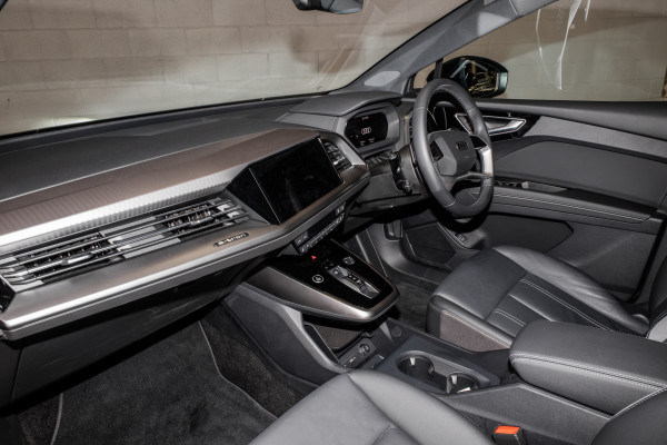 2024 Audi Q4 e-tron F4 45 SUV