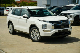 Mitsubishi Outlander ES ZM