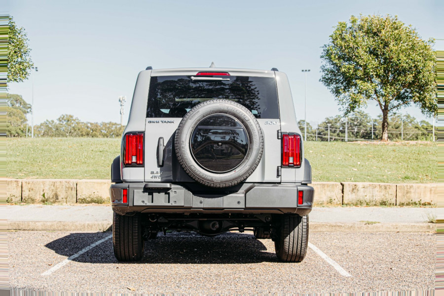 2025 GWM Tank 300 P01 Ultra SUV Image 11