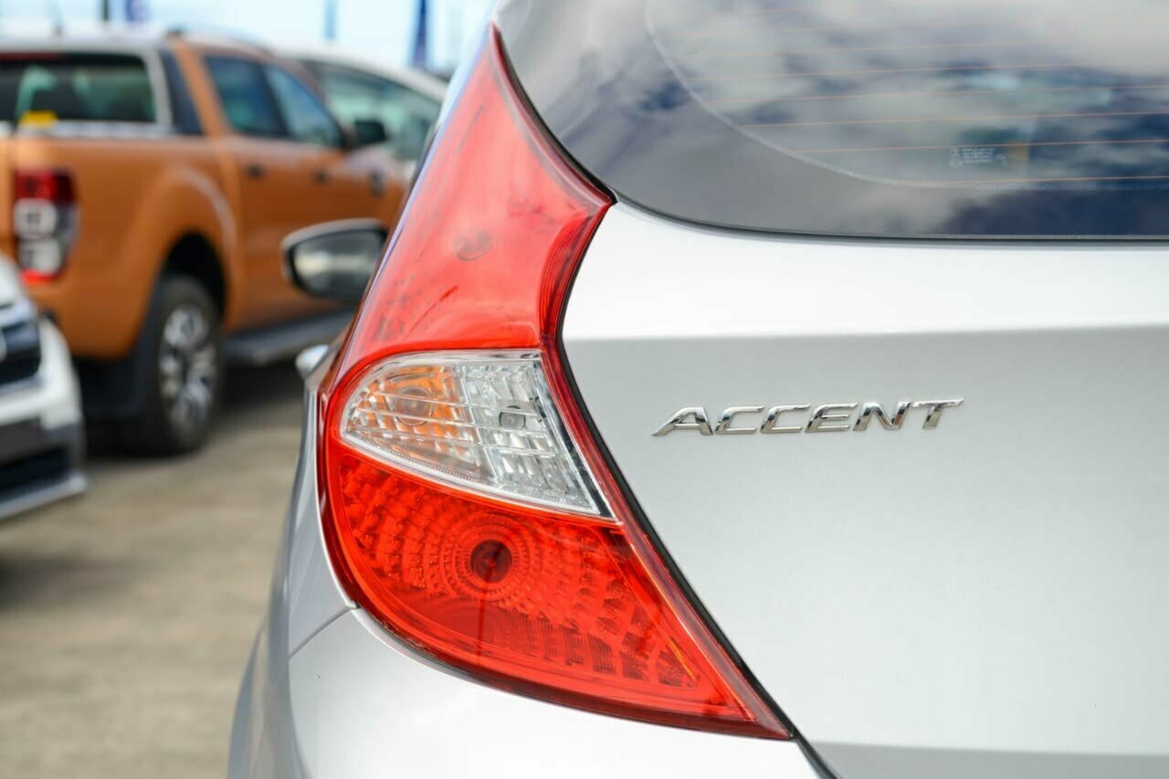 2016 MY17 Hyundai Accent RB4 MY17 Active Hatch Image 17