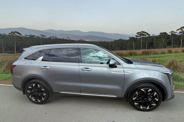 2026 Kia Sorento MQ4 PE GT-Line SUV Image 2