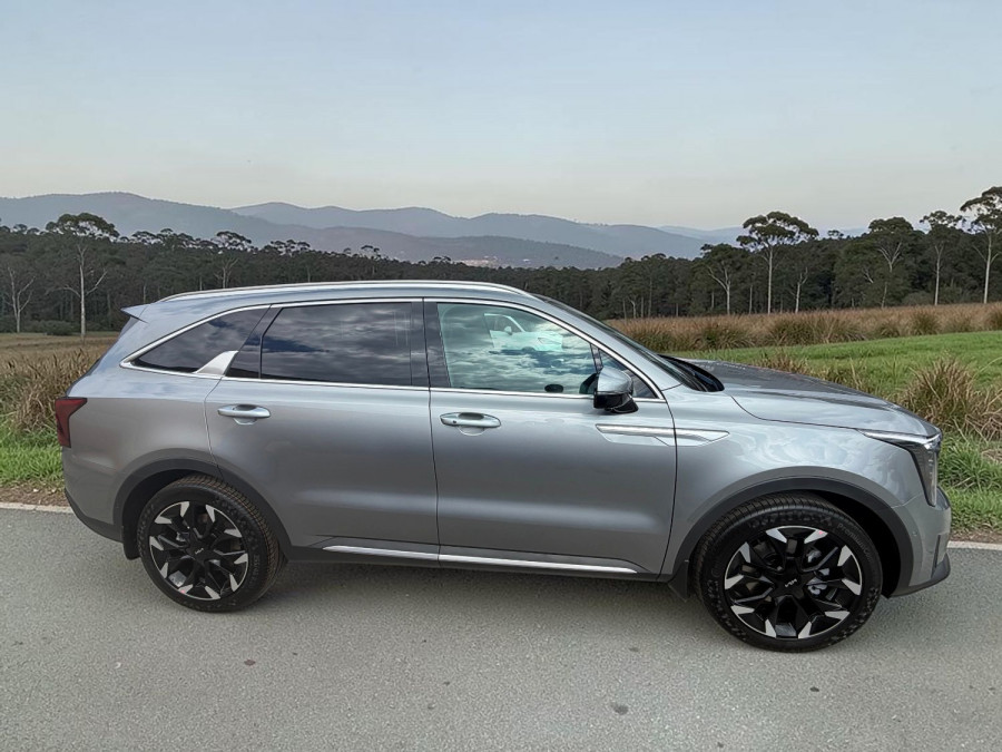 2026 Kia Sorento MQ4 PE GT-Line SUV Image 2