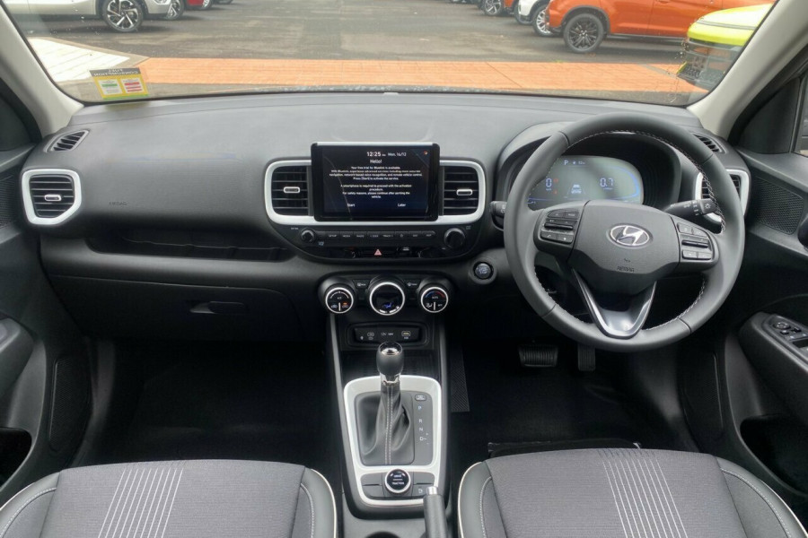 2024 Hyundai Venue QX.V5 Elite SUV Image 17