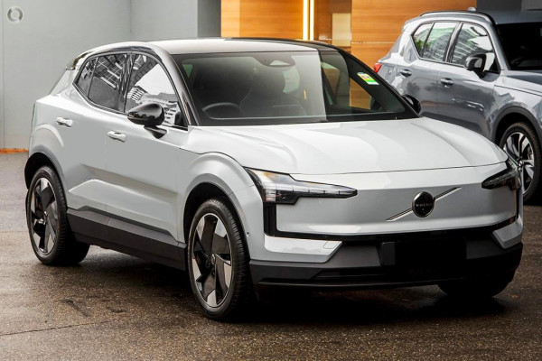 2024 MY25 Volvo EX30  Single Motor Extended Range Ultra SUV Image 5
