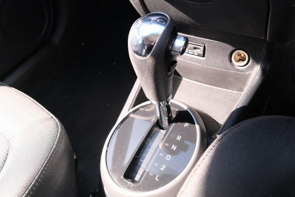 2014 MY15 Hyundai i20 PB Active Hatch Image 8