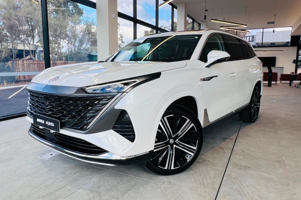 2026 MY25 MG QS IS31 Essence SUV