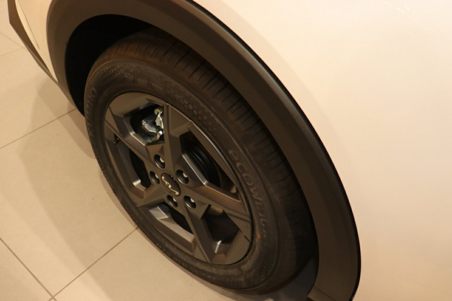 2025 Kia K4 CL4m S Sedan Image 8