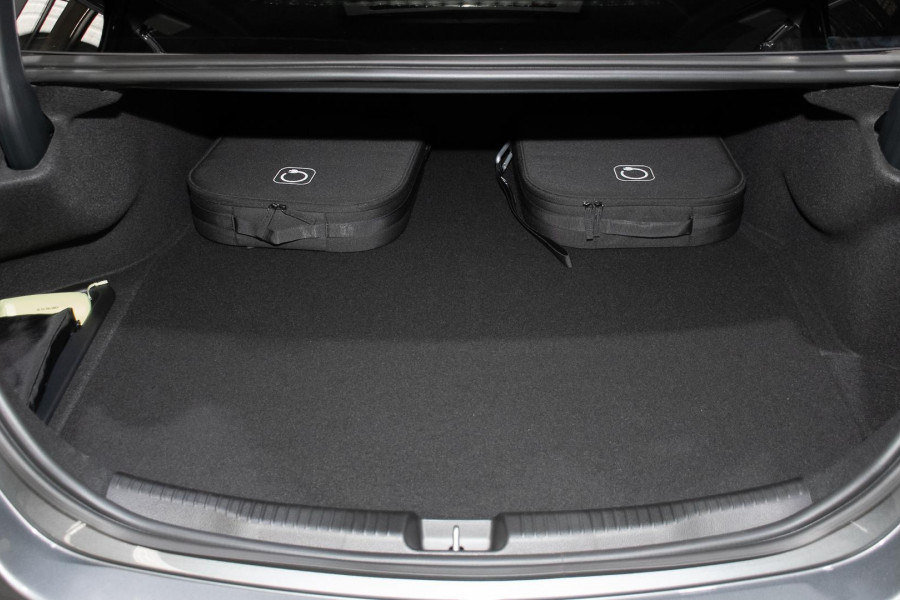 2026 Mercedes-Benz C-Class W206 C350 e Sedan