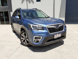 Subaru Forester Premi S5  2.5i