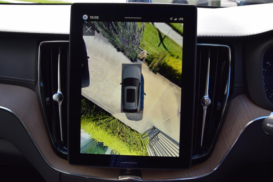 2026 Volvo XC60 UZ Ultra T8 Plug-in Hybrid Dark SUV Image 17