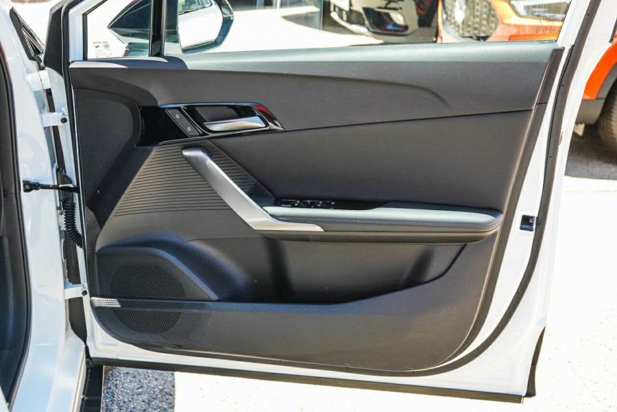 2024 MG MG4 MEH32 Essence 64 Hatch Image 14