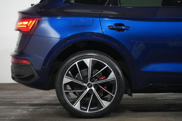 2025 Audi Q5 FY 55 TFSI e S Line SUV Image 6