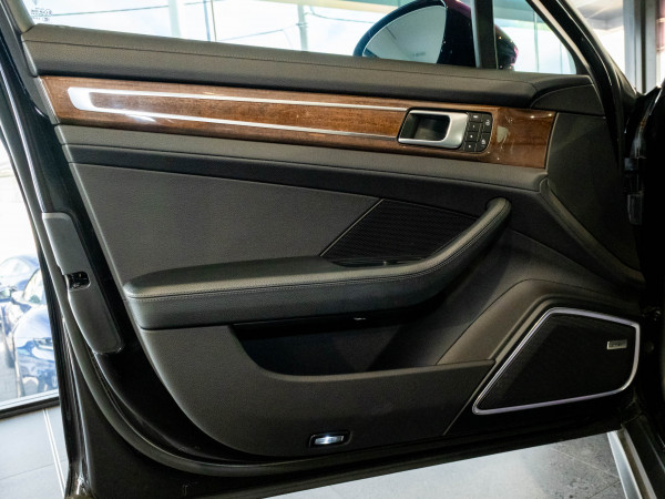 2021 MY22 Porsche Panamera 971 Sedan image 33