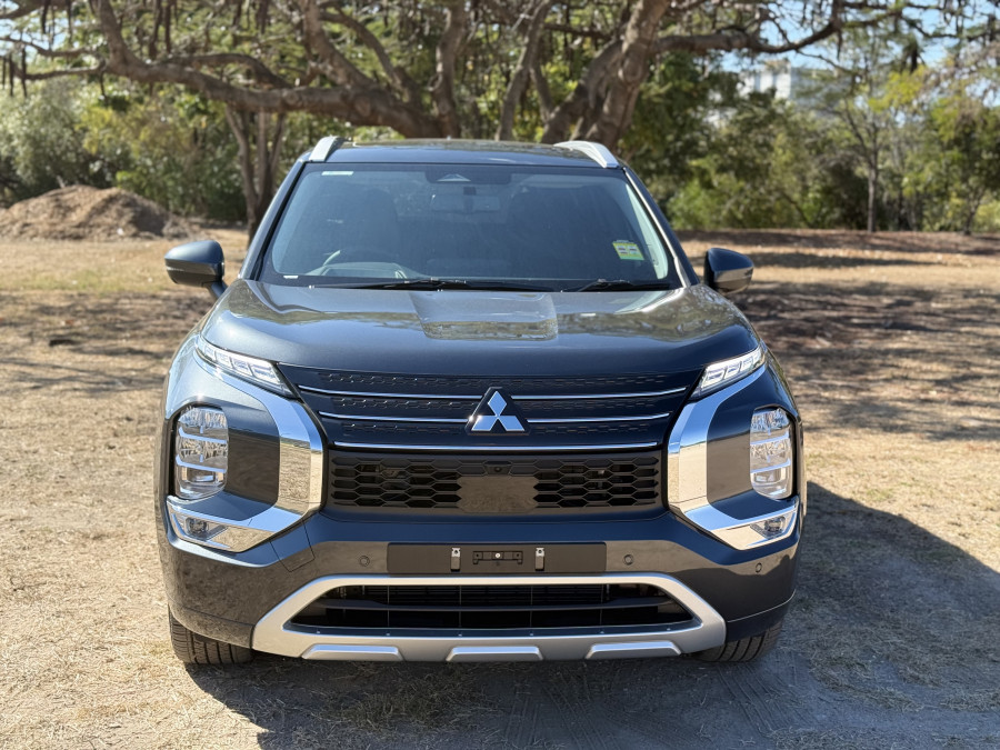 2025 MY24 Mitsubishi Outlander ZM PHEV Exceed SUV Image 2