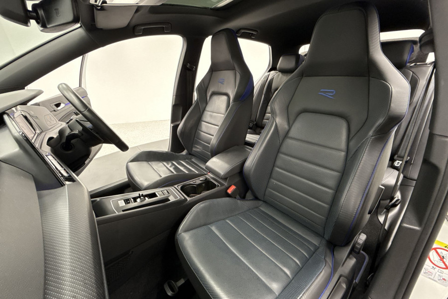 2022 MY22.5 Volkswagen Golf 8 R Hatch Image 12