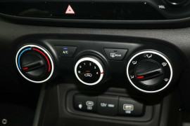 2025 Hyundai Venue QX.V5 Active SUV image 15