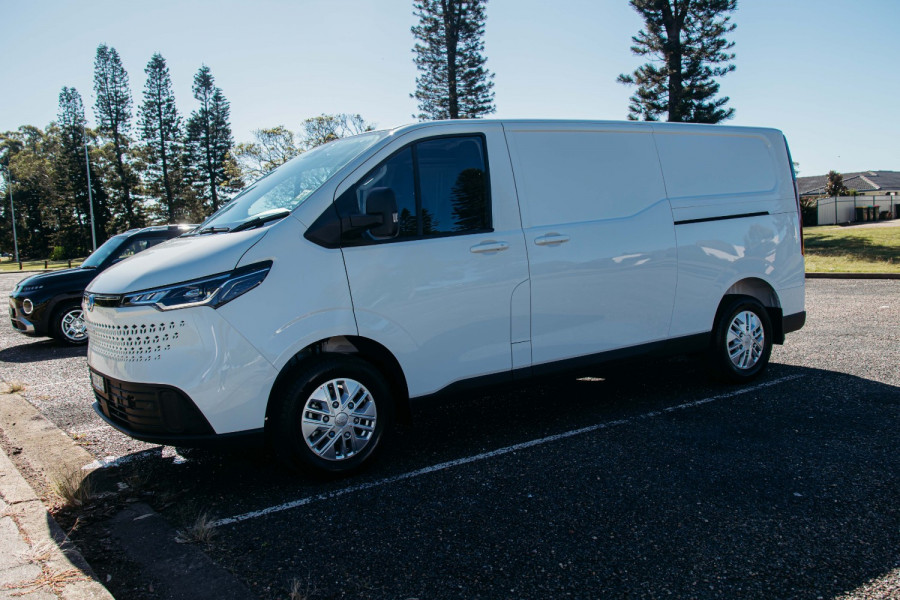 2024 LDV Deliver 7   Van Image 6