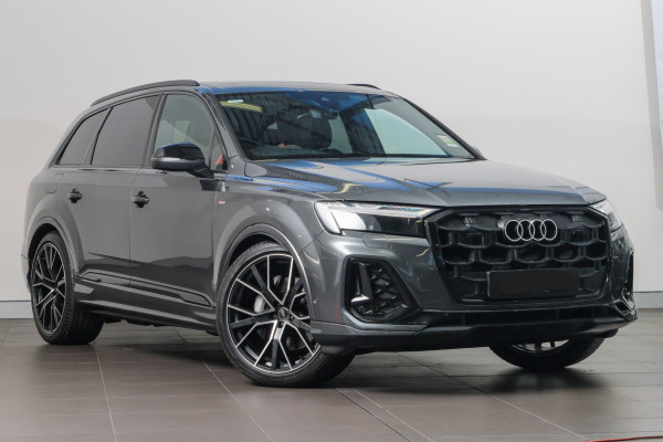 Audi Q7 TDI 210kW S line 4M