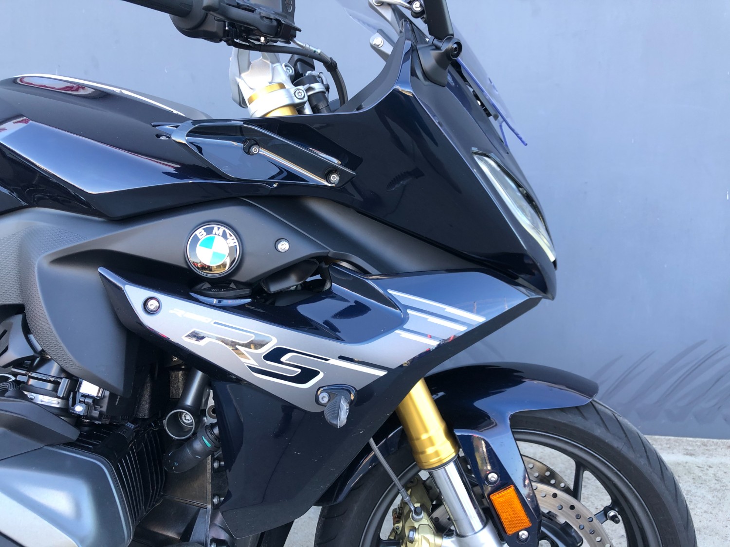 2019 BMW R1250 RS Exclusive Motorcycle Image 15
