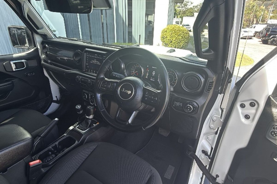 2022 Jeep Wrangler JL Unlimited Night Eagle SUV Image 21
