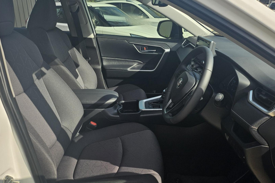 2022 Toyota RAV4 AXAH52R GXL SUV Image 11