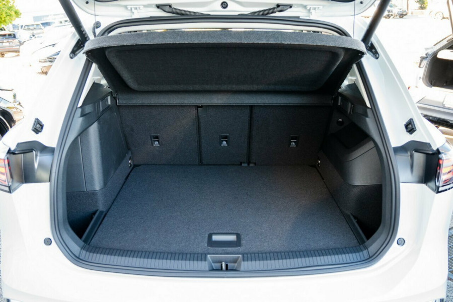2026 Volkswagen Tiguan CT 150TSI eHybrid Elegance SUV Image 8