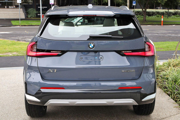 2025 BMW X1 U11 sDrive18i SUV image 7