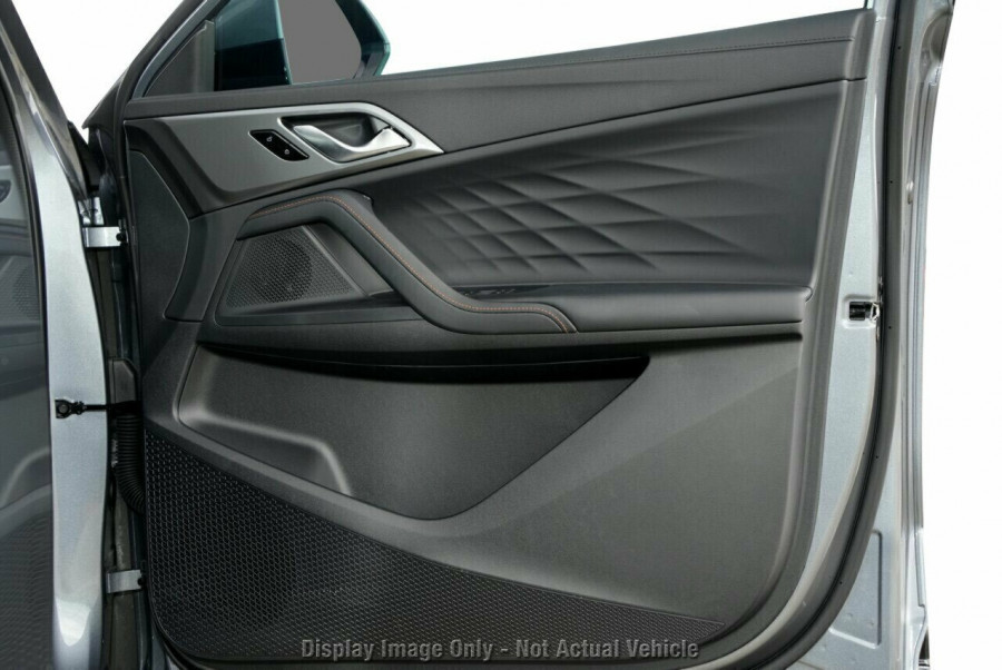 2024 MY24.5 MG HS AS33 Excite SUV Image 9