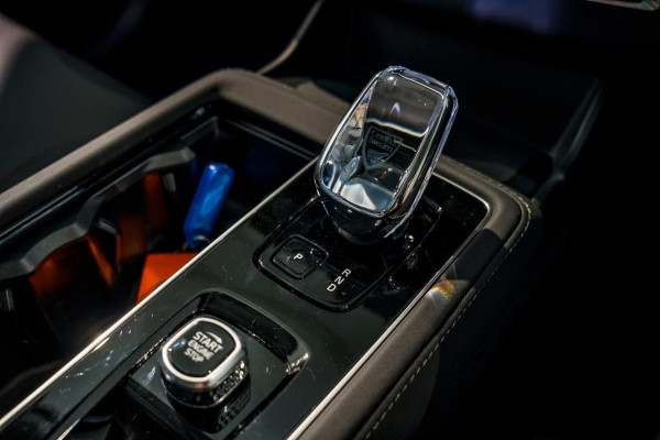 2026 Volvo XC90 L Series Plus B5 Bright SUV Image 18