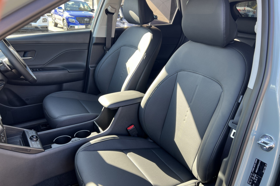 2025 Hyundai KONA SX2.V2 Hybrid Premium SUV Image 25