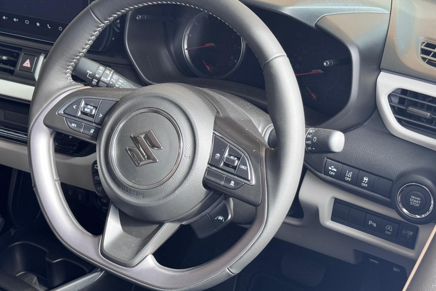 2025 Suzuki Swift UZ Hybrid Hatch Image 20