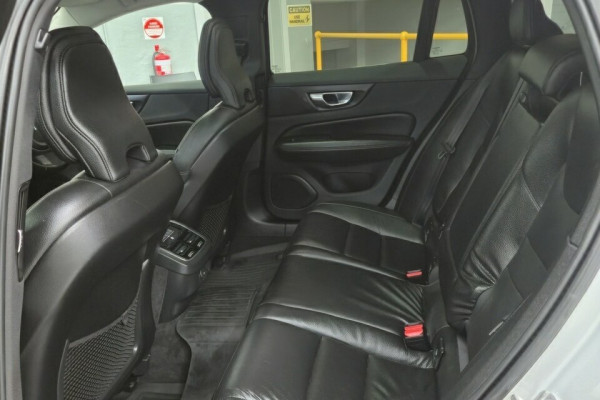 2021 MY22 Volvo V60 Cross Country Z Series B5 Wagon Image 18