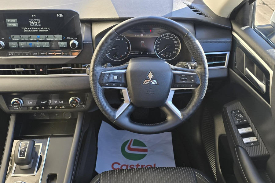 2021 MY22 Mitsubishi Outlander ZM LS SUV Image 8