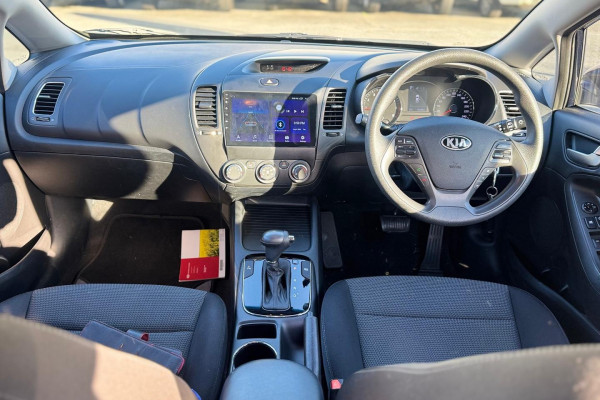 2016 MY17 Kia Cerato YD S Sedan Image 14