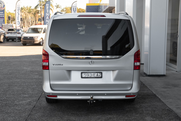 2021 Mercedes-Benz V-Class 447 V220 d People Mover Image 5