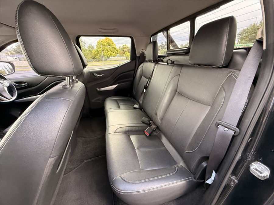 2017 Nissan Navara D23 Series 2 ST-X Black Edition Ute Image 13