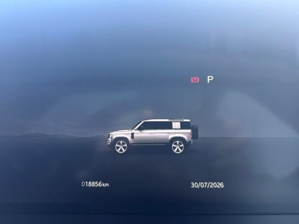 2024 Land Rover Defender L663 110 D300 X SUV image 21