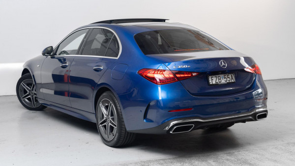 2025 Mercedes-Benz C-Class W206 C350 e Sedan image 2